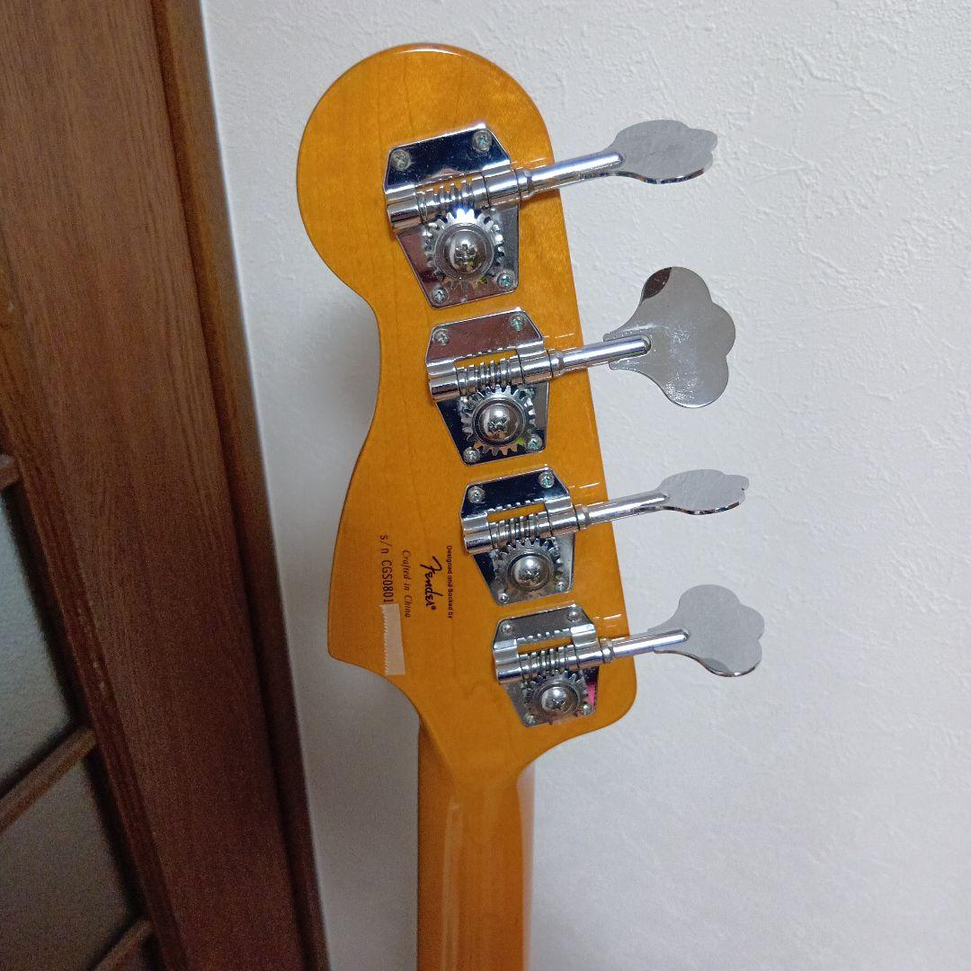 ベース Squier Classic Vibe 60's Precision Bass