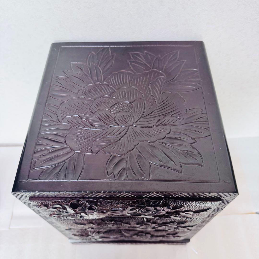 【極美品】日光彫 小箪笥 3段 卓上収納 花模様 内装赤 高級感 彫刻　伝統工芸