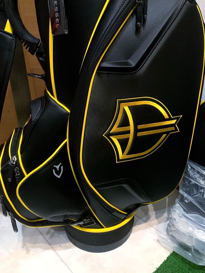 美品　即完売品　限定　ベゼル　VESSEL プレジデンツカップ　キャディバッグ