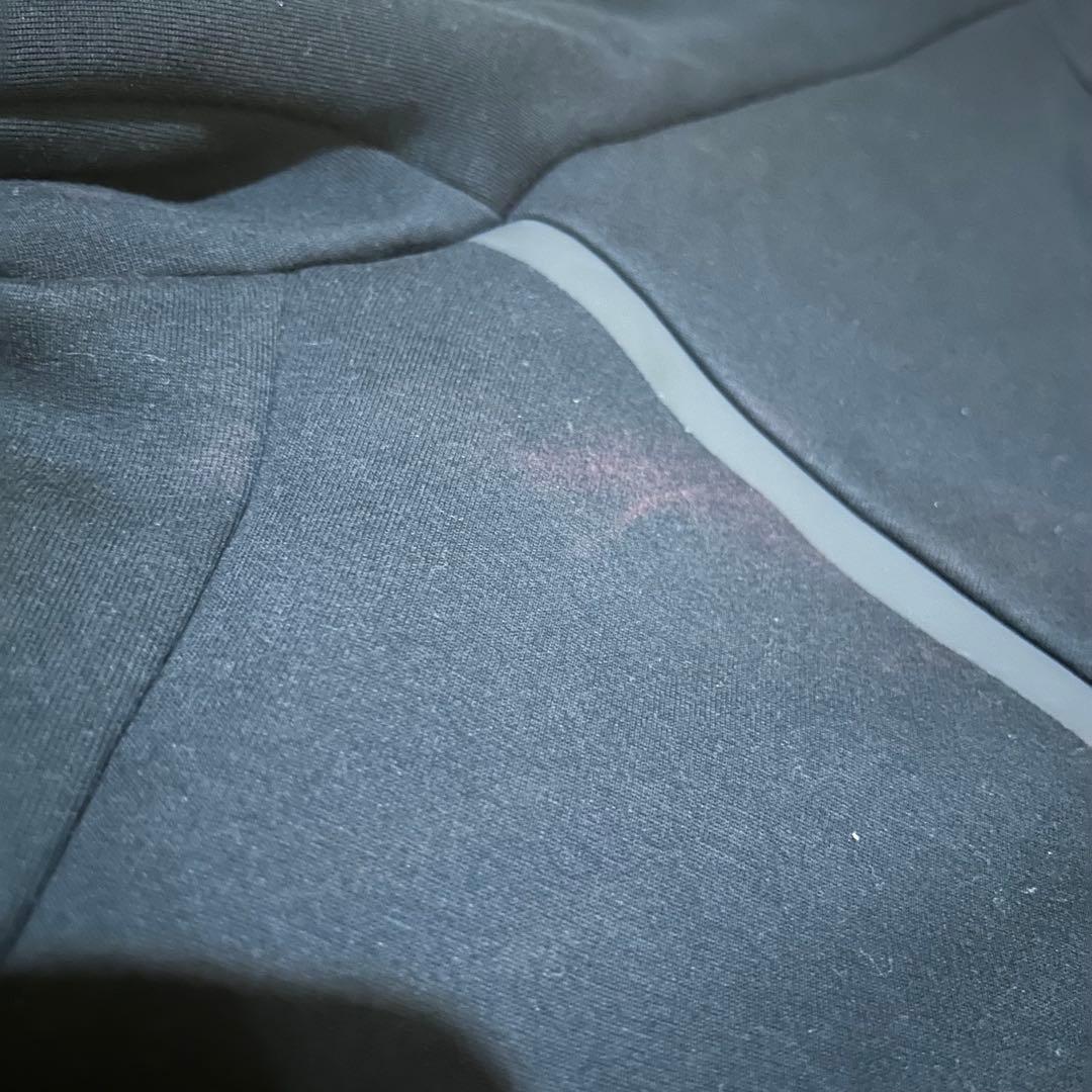 Nike テックフリース　フルジップパーカー