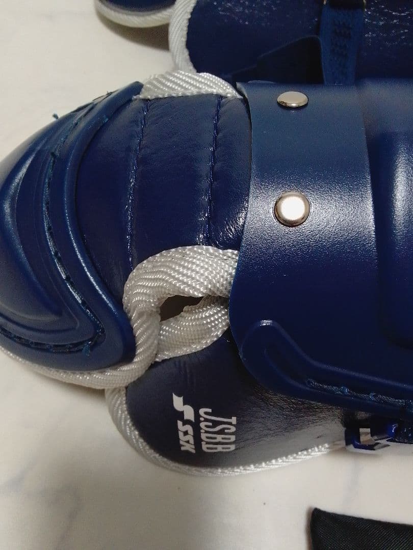 ジ*西様 美品 SSK 少年野球 キャッチャー防具 軟式 レガース プロテクター