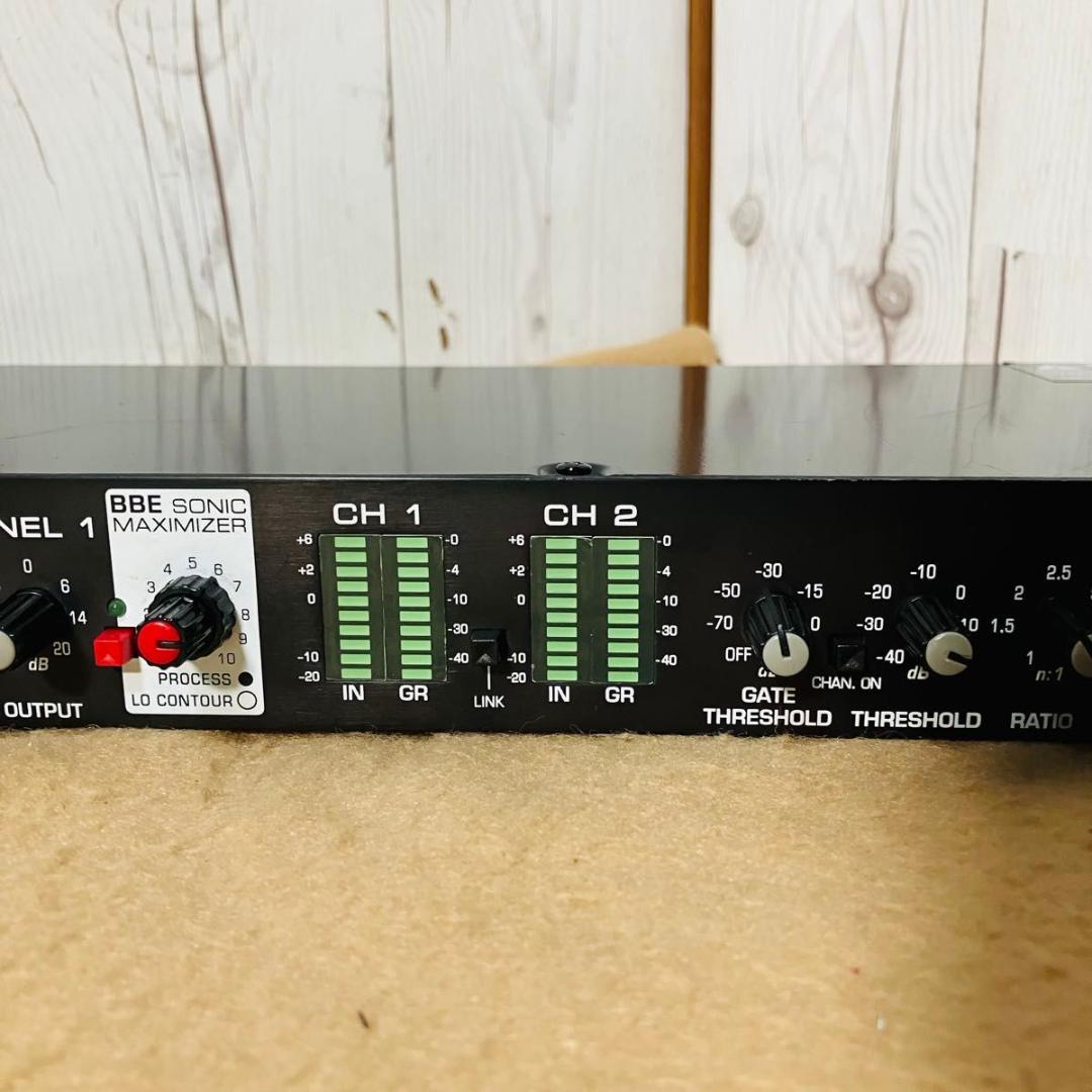 美品 BBE デュアルコンプレッサーMAXCOM DUAL COMPRESSOR