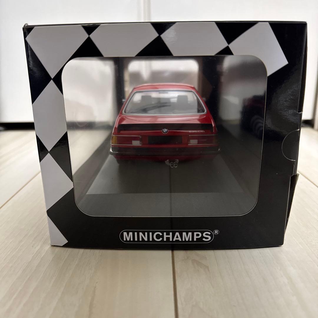 MINICHAMPS 1/18  635csi レッド