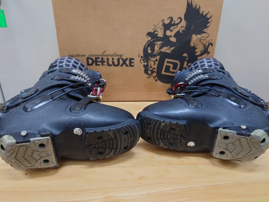 DEELUXE　TRACK 325　アルペンスノーボードブーツ