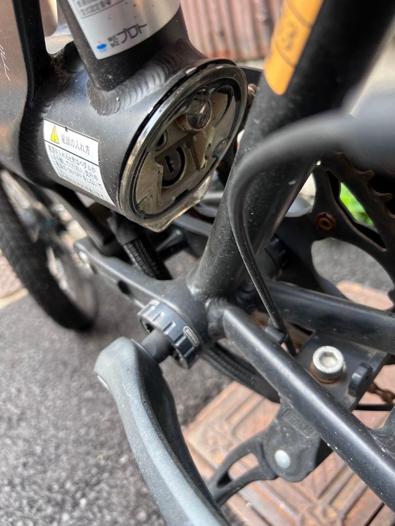 【京都市直接引き取り限定】※訳ありbenelli 折りたたみ自転車 ブラック