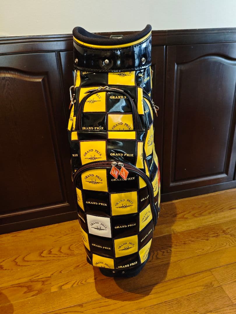 グランプリ　エナメル　キャディバック