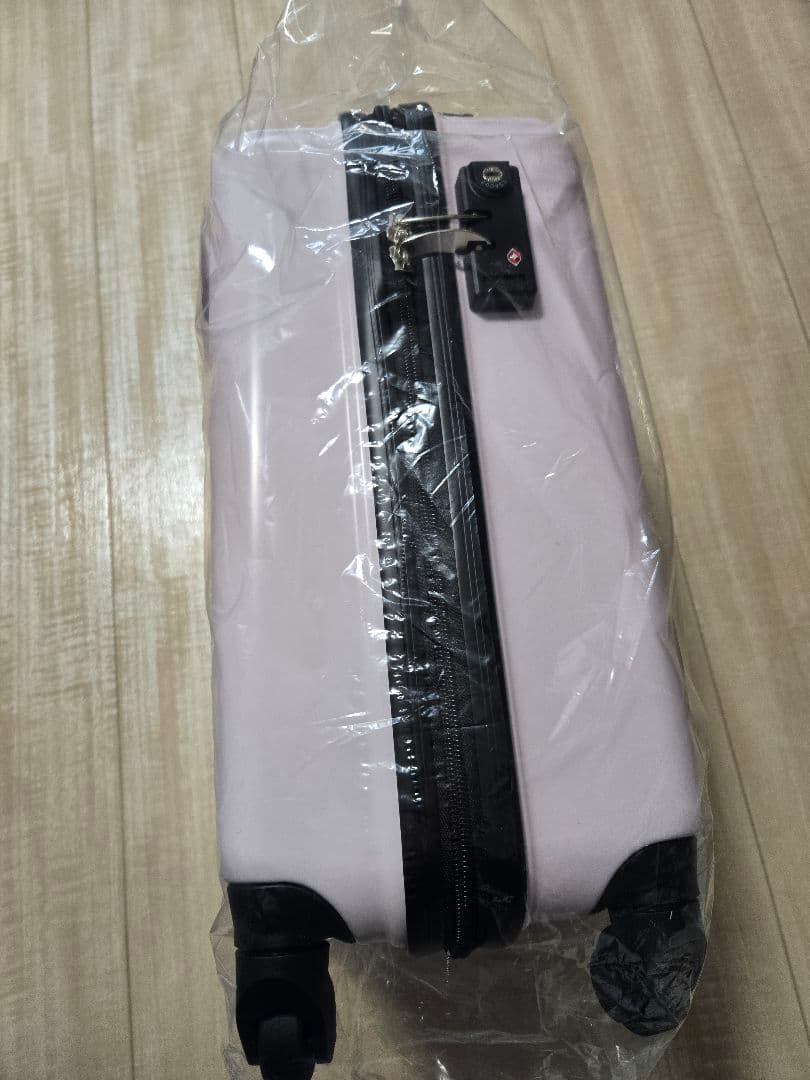 Lil ala mode×サンリオキャラクターズ 当りくじ キャリーケース