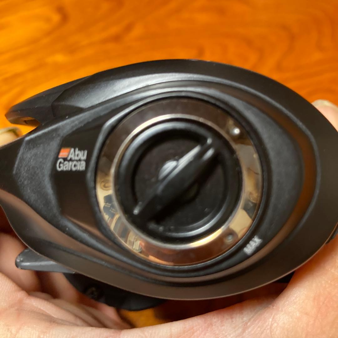 アブガルシア　ベイトリール　ロキサーニBF8