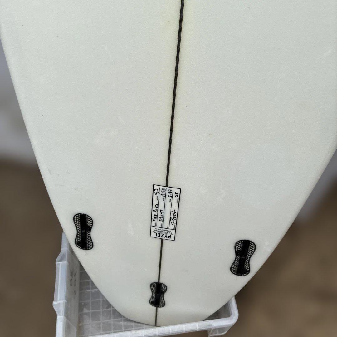 PYZEL パイゼルサーフボード FIREBIRD5.9 29L