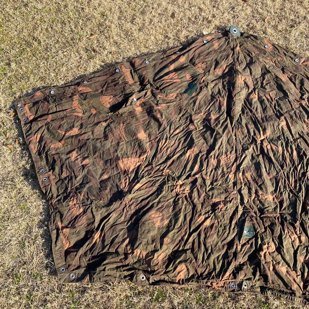 ハンガリー軍幕④　ポンチョ　２枚　ポール・ペグセット　 ワンポールテント