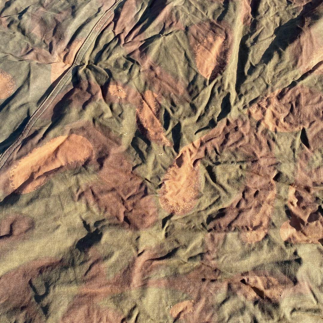 ハンガリー軍幕④　ポンチョ　２枚　ポール・ペグセット　 ワンポールテント