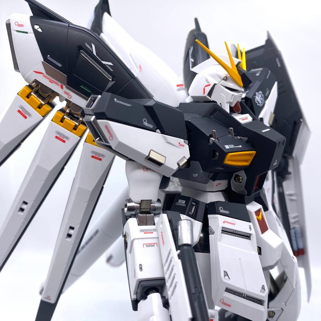MG Ｈi-νガンダム　HWS装備型　ガンプラ　全塗装　完成品