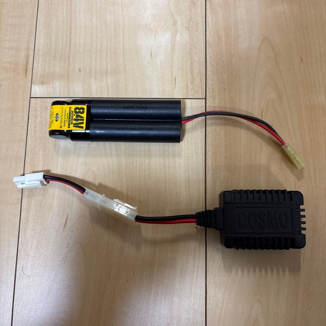 東京マルイ　MP5J バッテリー、充電器付き