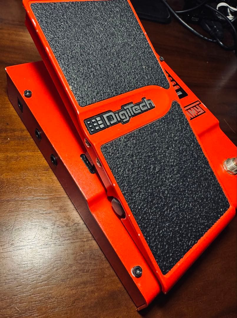 DigTech Whammy 4 ギターエフェクター 充電器付き