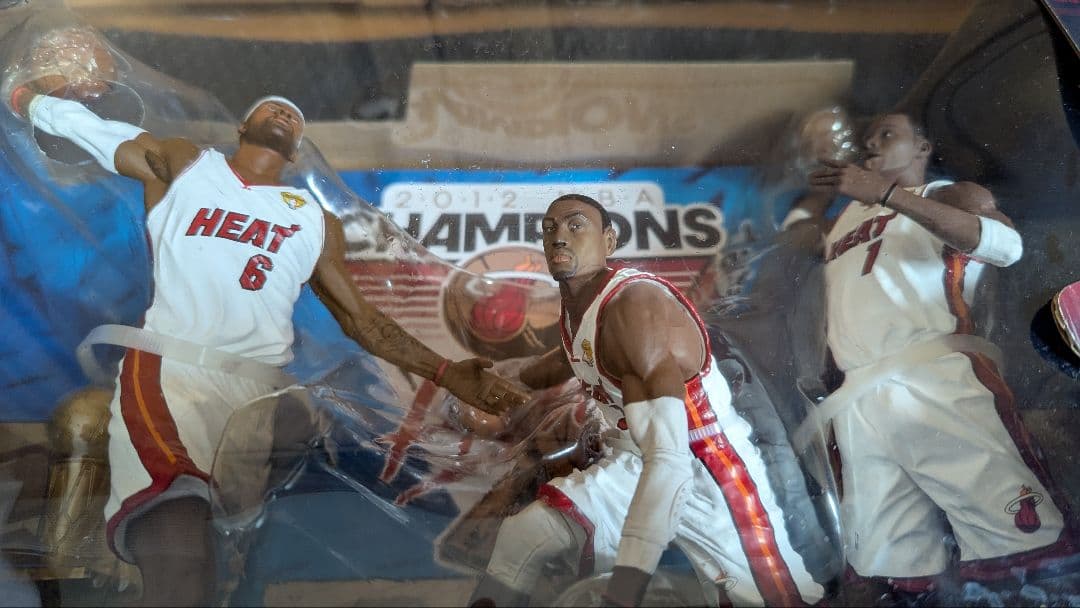 Mcfarlane NBA チャンピオンシップ マイアミヒートフィギュア 未開封