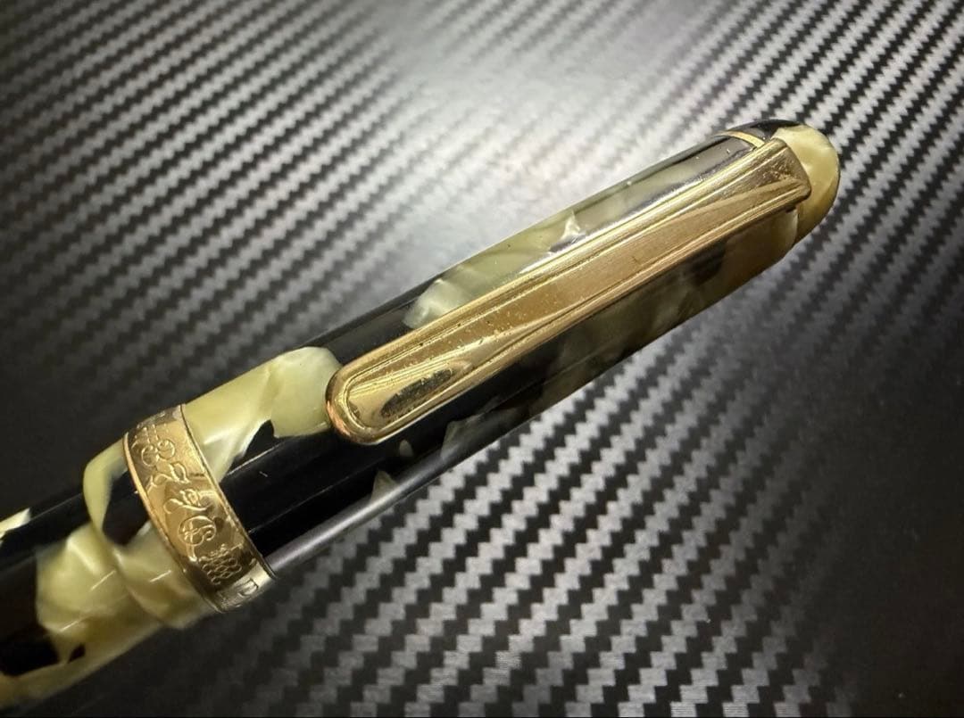 美品 プラチナ 万年筆 3776 セルロイド イシガキ M 中字