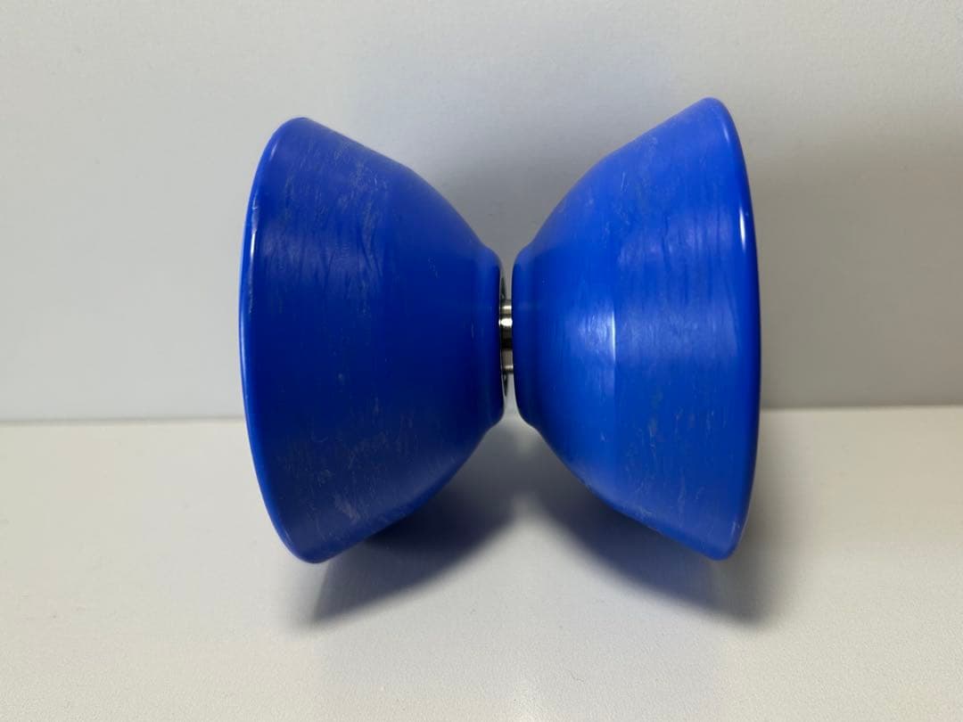 C3ヨーヨーデザイン フローレス(ブルー/レッドリム)