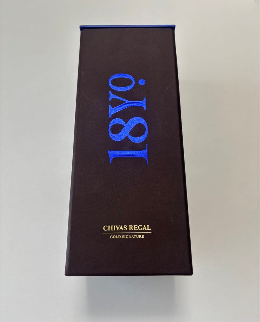 シーバスリーガル18GOLD SIGNATURE箱付40度750ml