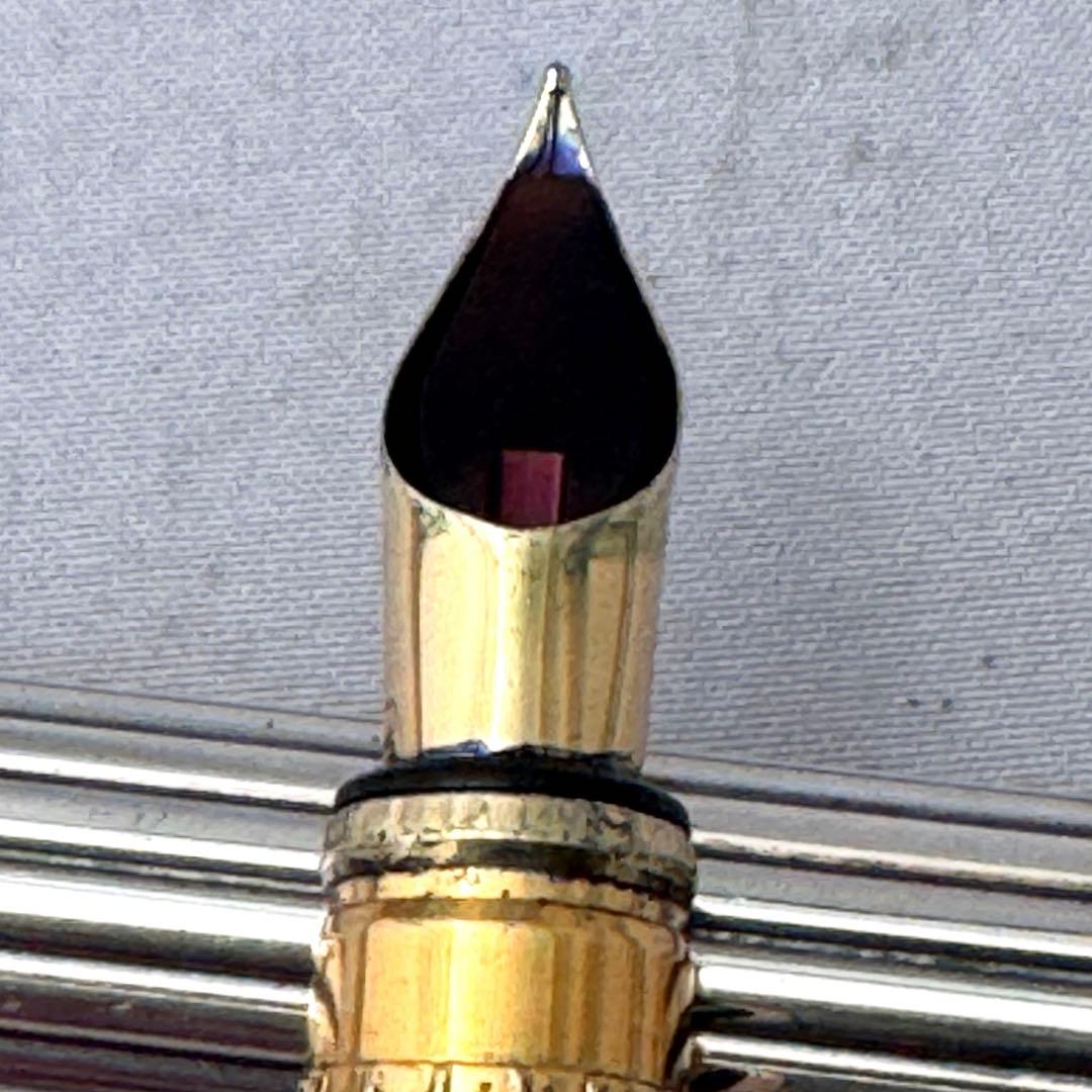 チ*ー様 ■デュポン 万年筆 ペン先 18K 750　とペリカン万年筆　計2本