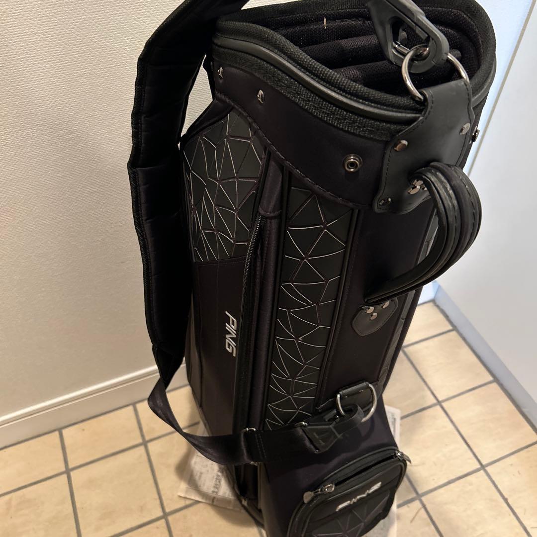 中古美品！ピン(PING) スタンドキャディバッグ アルマジロ（生産中止品）