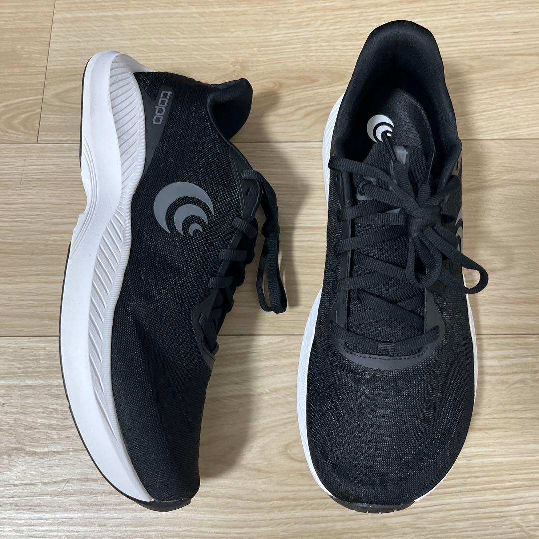 新品未使用Topo FLI-LYTE 5 メンズランニングシューズ26.5cm