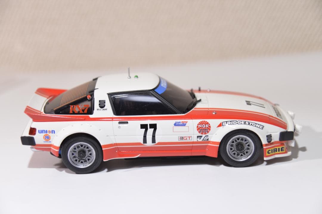 京商ミニッツMR-03MM EVO Audi A8 LMSシャーシ＆ボディセット