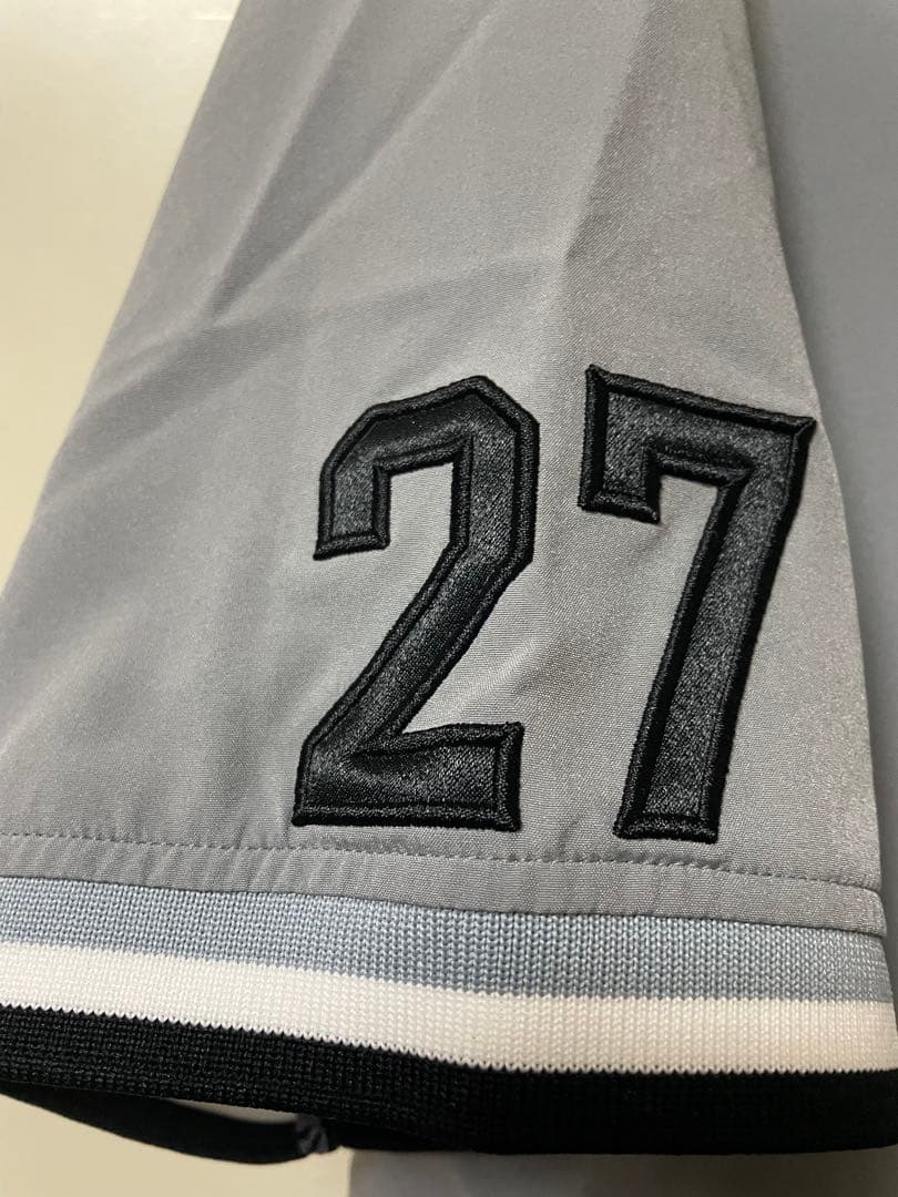 千葉ロッテマリーンズ田村選手　支給品　半袖ZIPジャケット