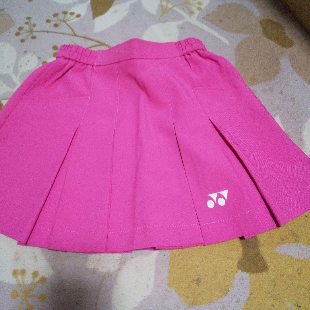 ピンクのプリーツスコートと白アンダースコートSサイズセット