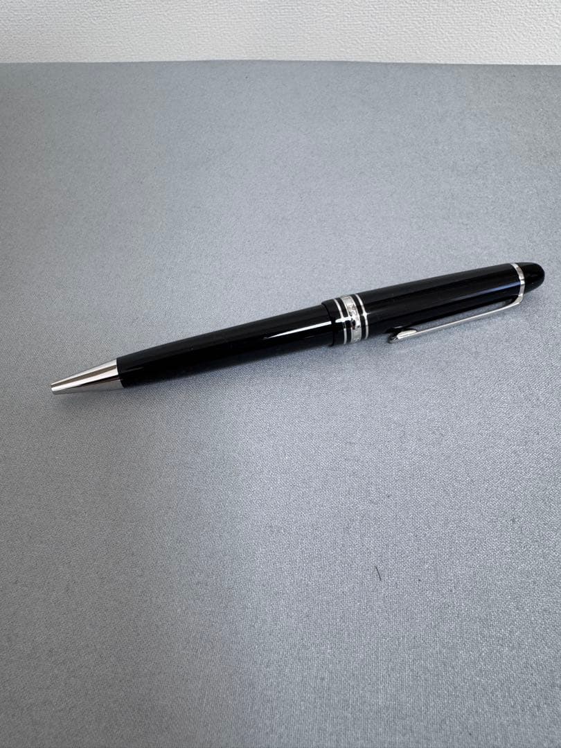 モンブラン　マイスターシュテュックン ミッドサイズ ボールペン　新品未使用
