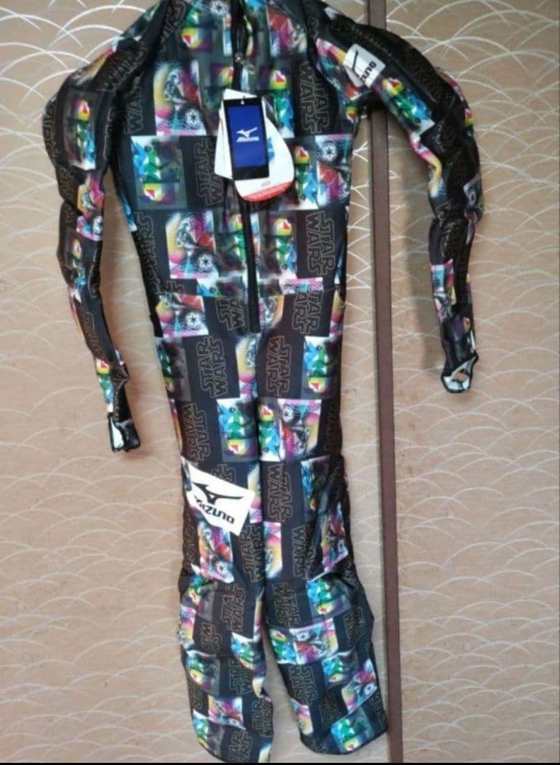 新品タグ付き MIZUNO ミズノJr ＧＳワンピース (STAR WARS )