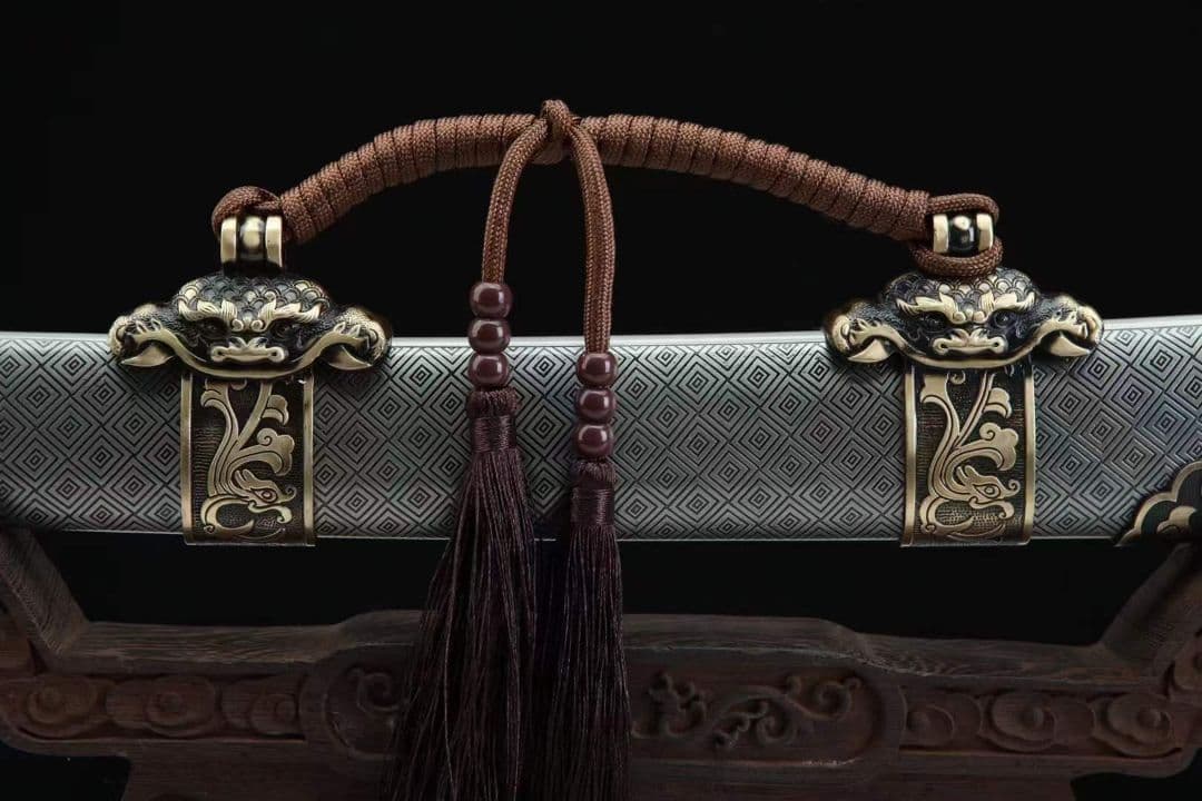 青龍宝刀（擬古銀金属鞘） 古兵器 武具　刀装具　日本刀　模造刀 居合刀