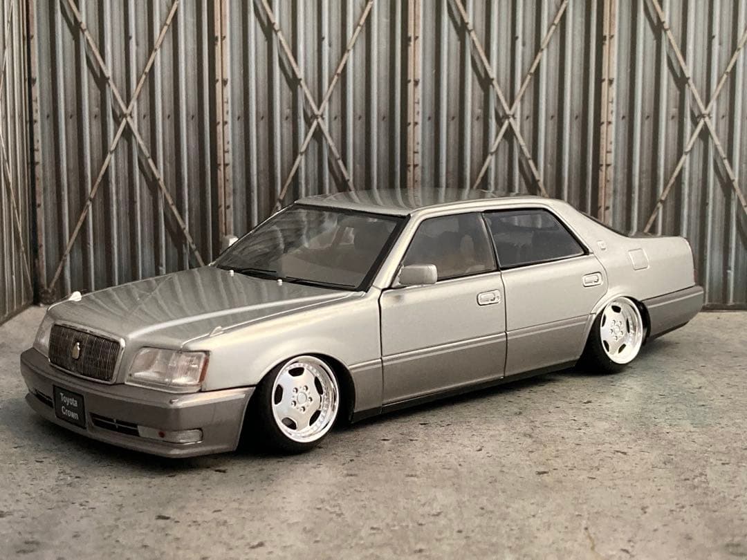 リュウ 1/24 トヨタ マジェスタ（カスタム品）