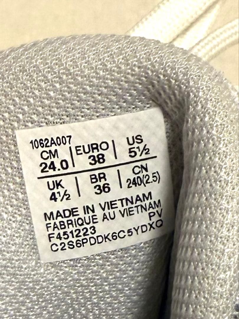 asics GELFAIRLY9 ローズゴールド 24.0cm