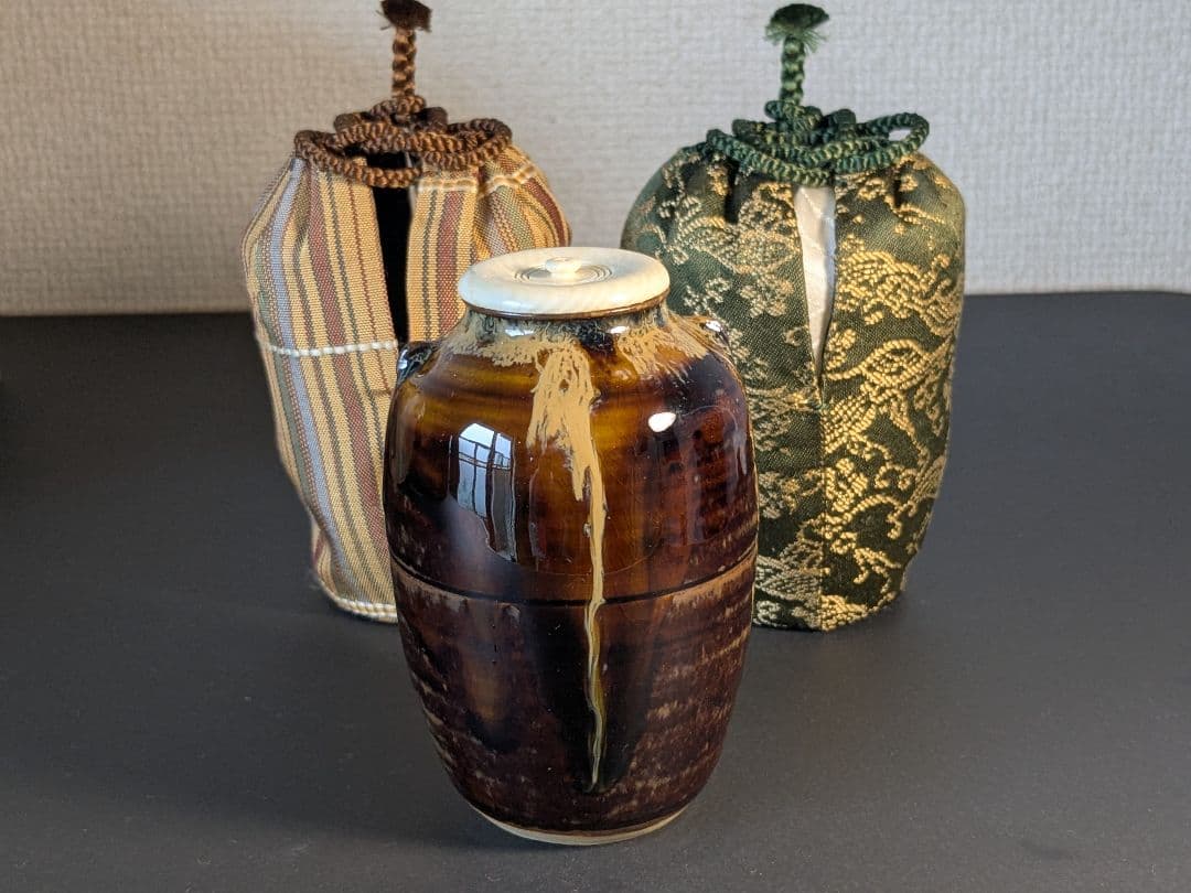 【別作】高取焼　十四代亀井味楽　高取耳付茶入　水指　セット