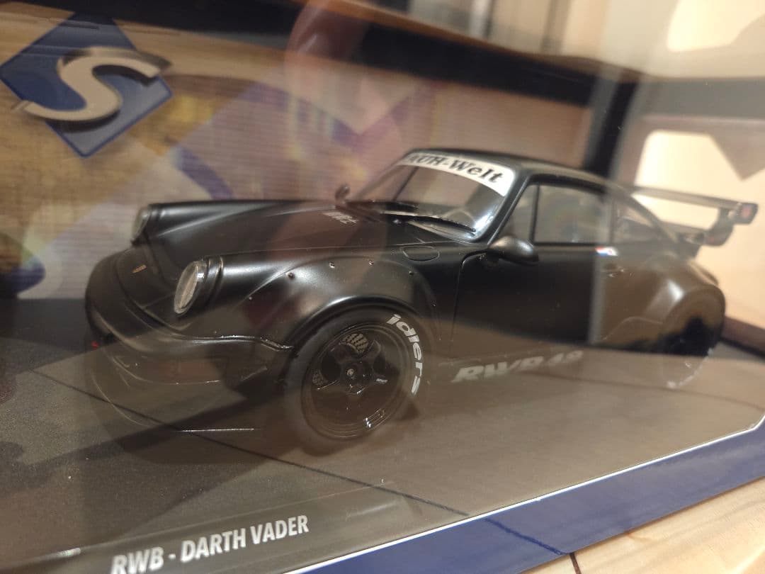 RWB DARTH VADER ミニカー ブラック 1/18