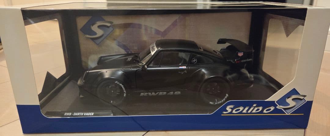 RWB DARTH VADER ミニカー ブラック 1/18
