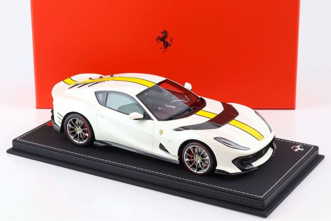 世界限定48台 BBR 1/18 フェラーリ 812 competizione