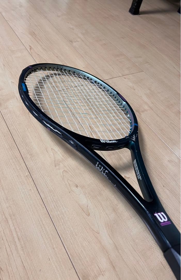 Wilson Pro Staff Mid 85 サンプラスモデル