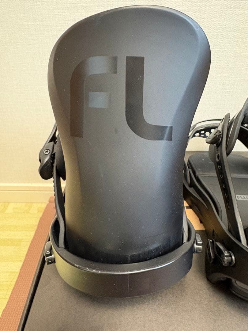 FLUX SR BLACK サイズM 22-23箱・保証書付 フラックス簡易包装