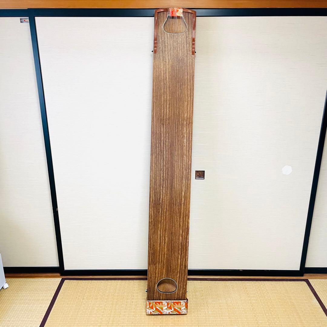十三弦　高級琴　金蒔絵　お箏　綾杉彫り　梅樹　青貝螺鈿　豪華装飾
