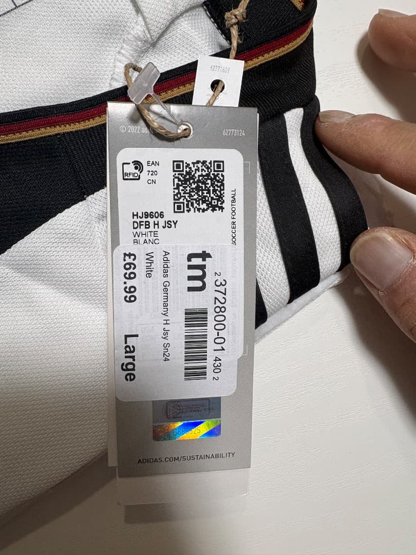 新品未開封　正規品　adidas　2022年　ドイツ代表　ユニフォーム　 L