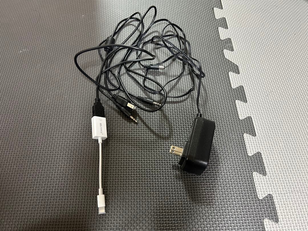 ほぼ新品【ヘッドフォン付き】Numark DJコントローラー LEDライト搭載