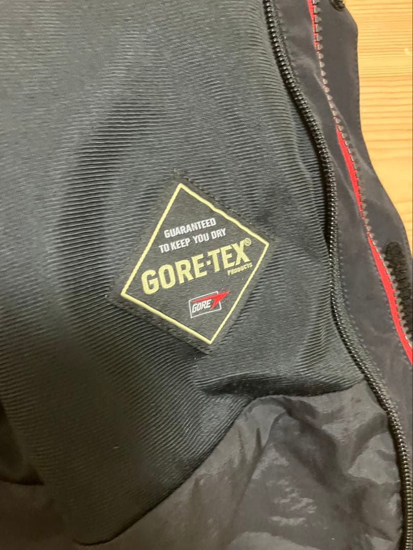 ダイワ ゴアテックス プロダクト 2ウェイ ウィンタースーツ DW-1002