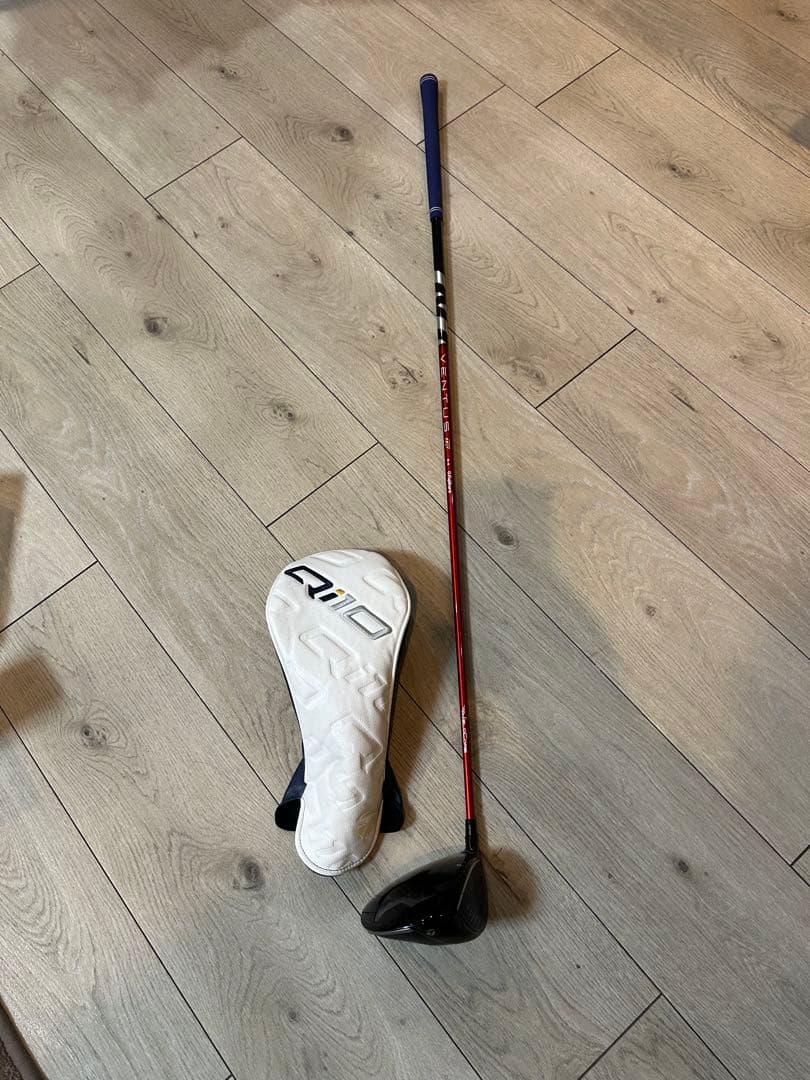 Qi10ドライバー9.0度　カスタムシャフト　ベンタスTRレッド6S