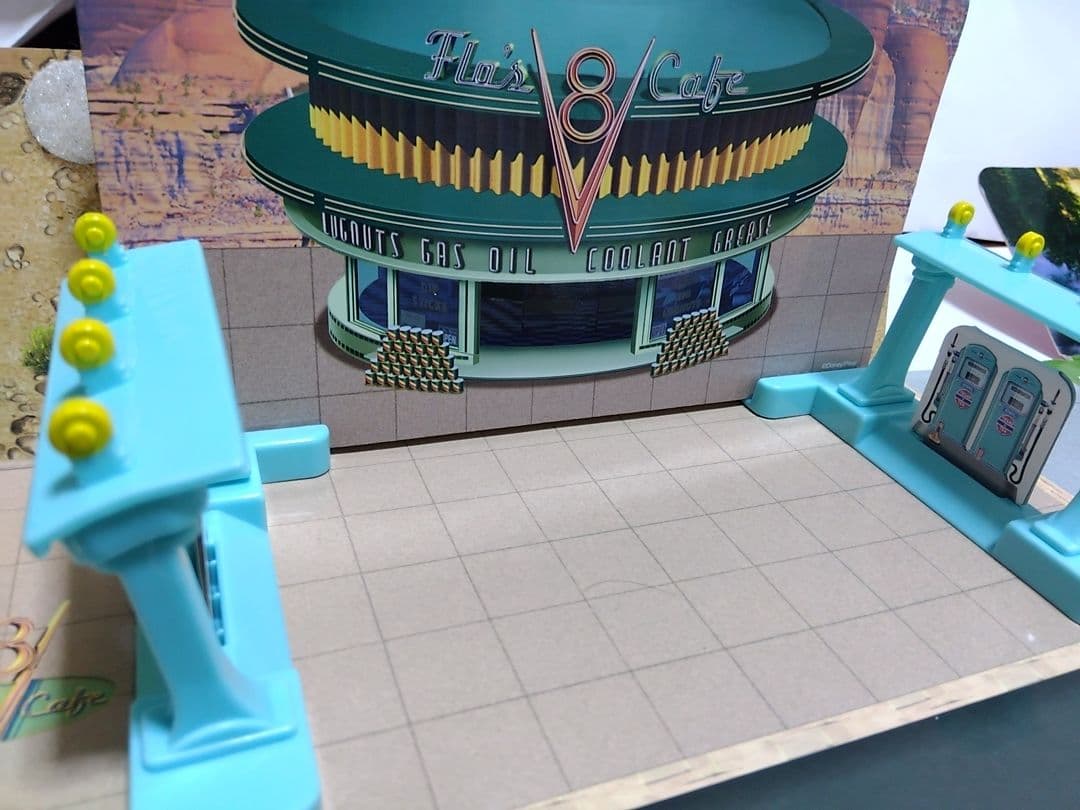 【廃盤レア】トミカ カーズ あそべるマップ ラジエーター・スプリングス