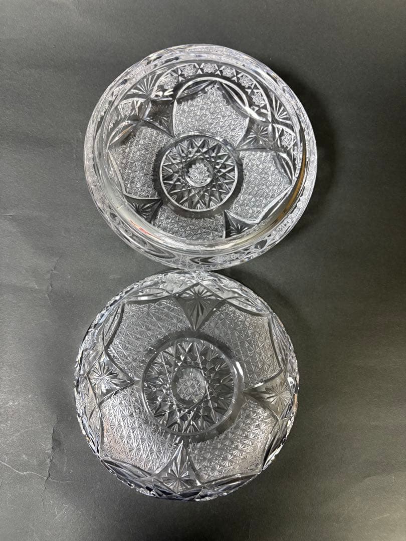 オールドバカラ切子装飾蓋物