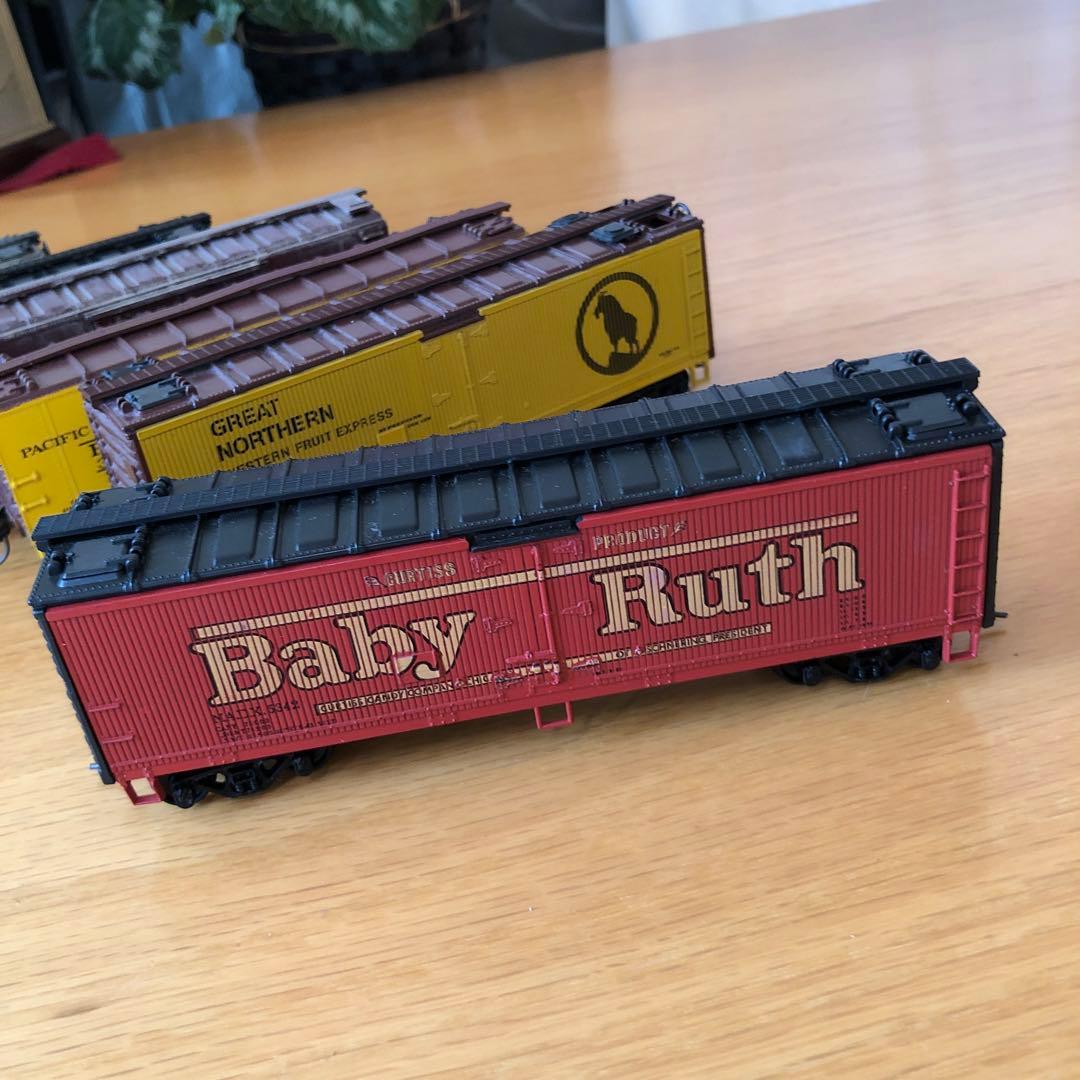 HOゲージ米国型貨物車両９両セット