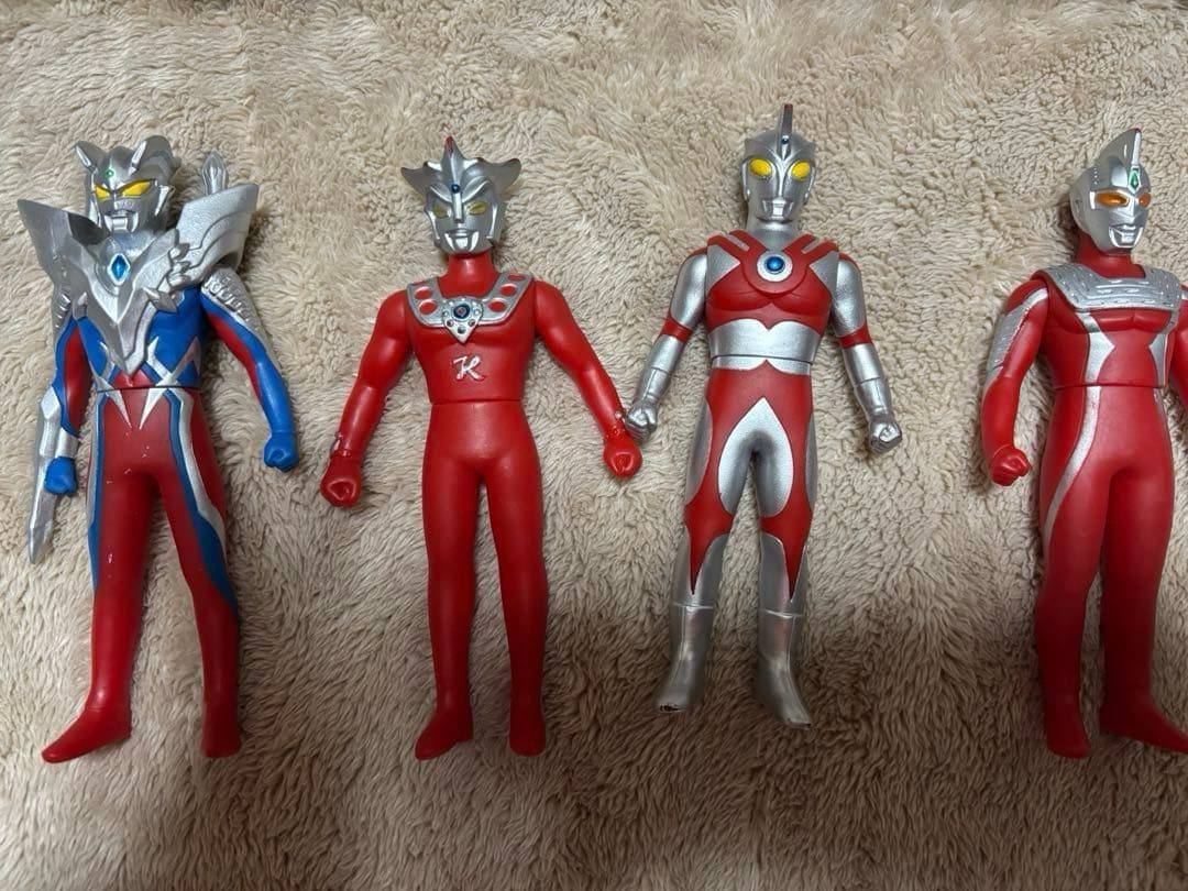 ウルトラマン　フィギュアセット　怪獣あり