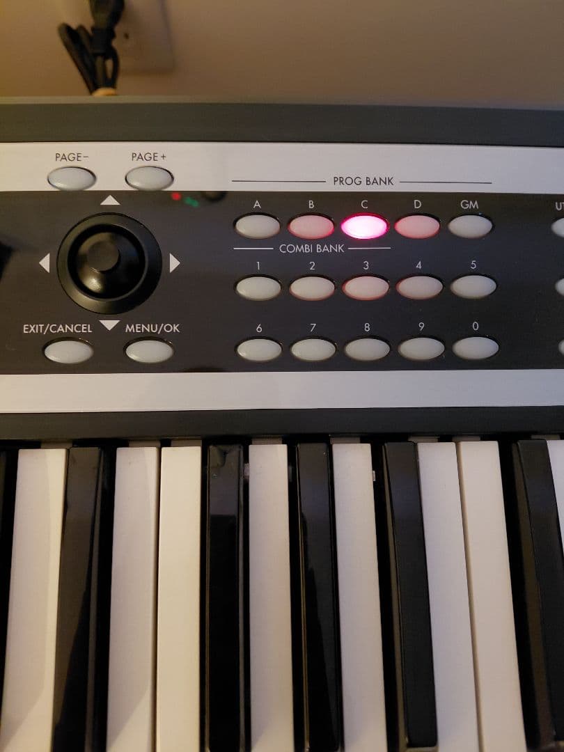 KORG X50 キーボード　コルグ　シンセサイザー