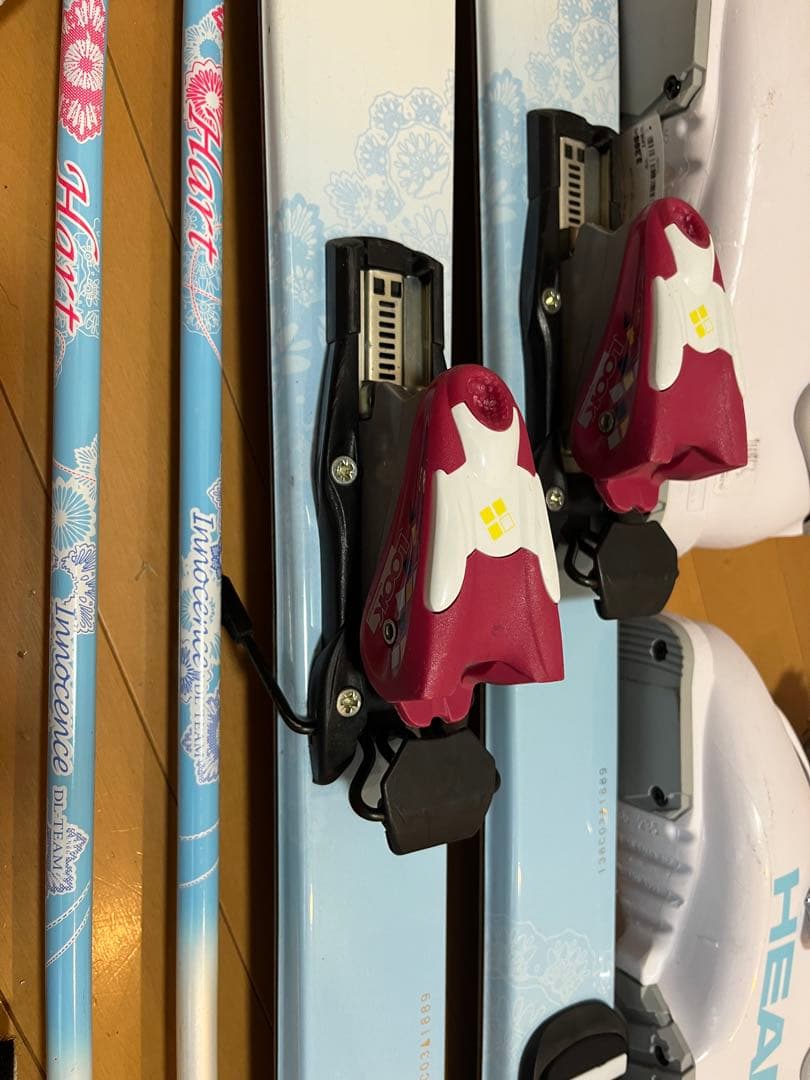 板138 cm身長125-155cm用、写真右側のみ靴23 cmスキーセット